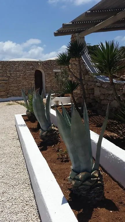 Appartamento I Dammusi di Pippo Lampedusa 0*,  Italia