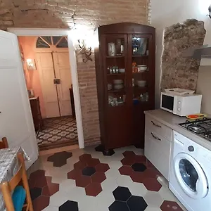 https://apartment-cecina.it-tuscanyhotel.com